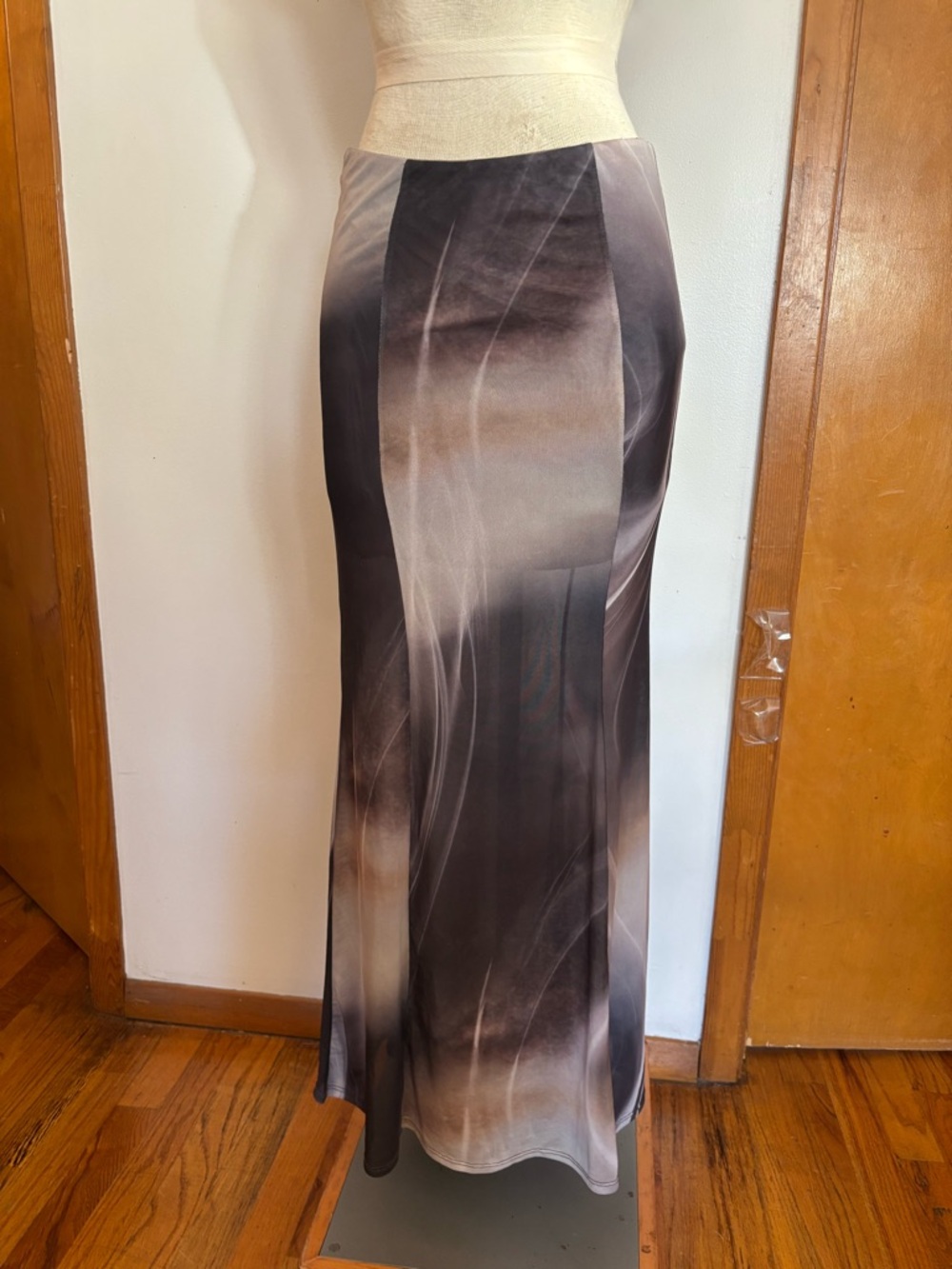 WOMENS: Psychedelic Slinky Pencil Skirt *SZ.M (PURPLE GREY)